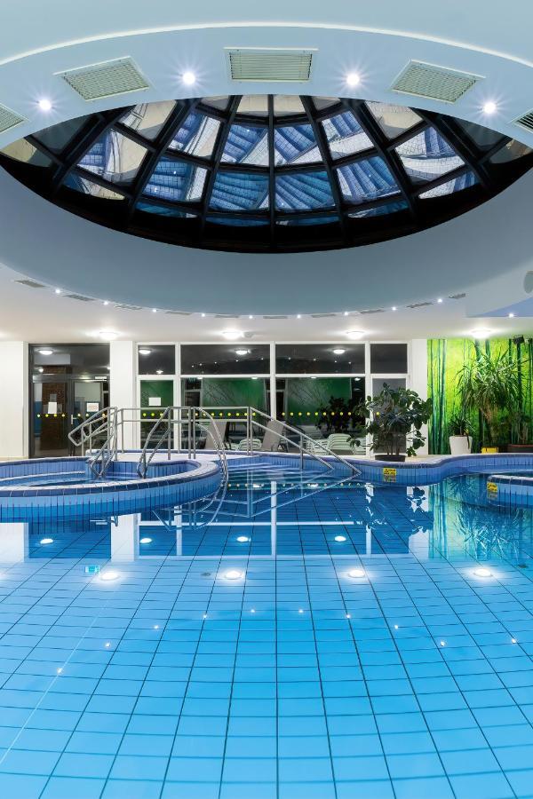 Napfeny Hotel ซาลาคาโรส ภายนอก รูปภาพ