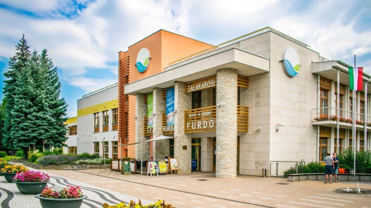 Napfeny Hotel ซาลาคาโรส ภายนอก รูปภาพ